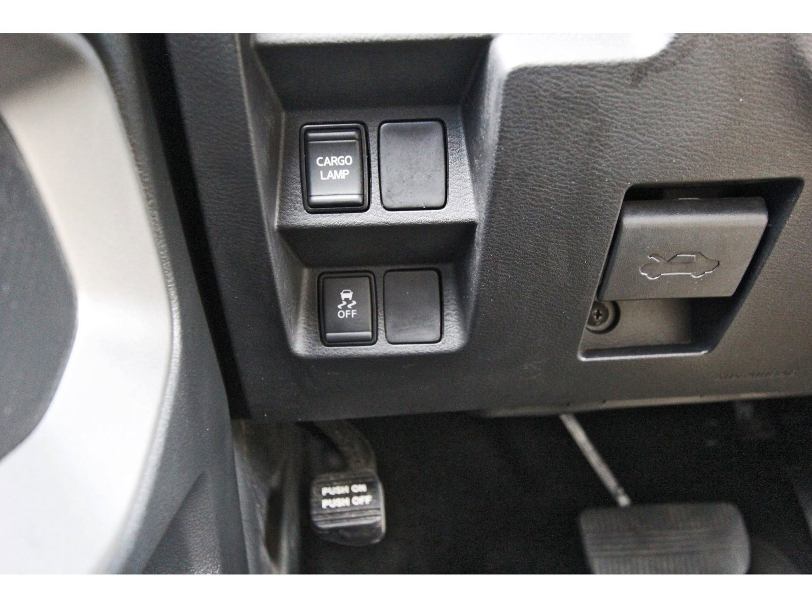 Used 2023 Nissan Frontier SV w/ Technology Package image 22