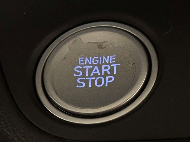 Used 2025 Hyundai Elantra Limited w/ Cargo Package FWD image 30