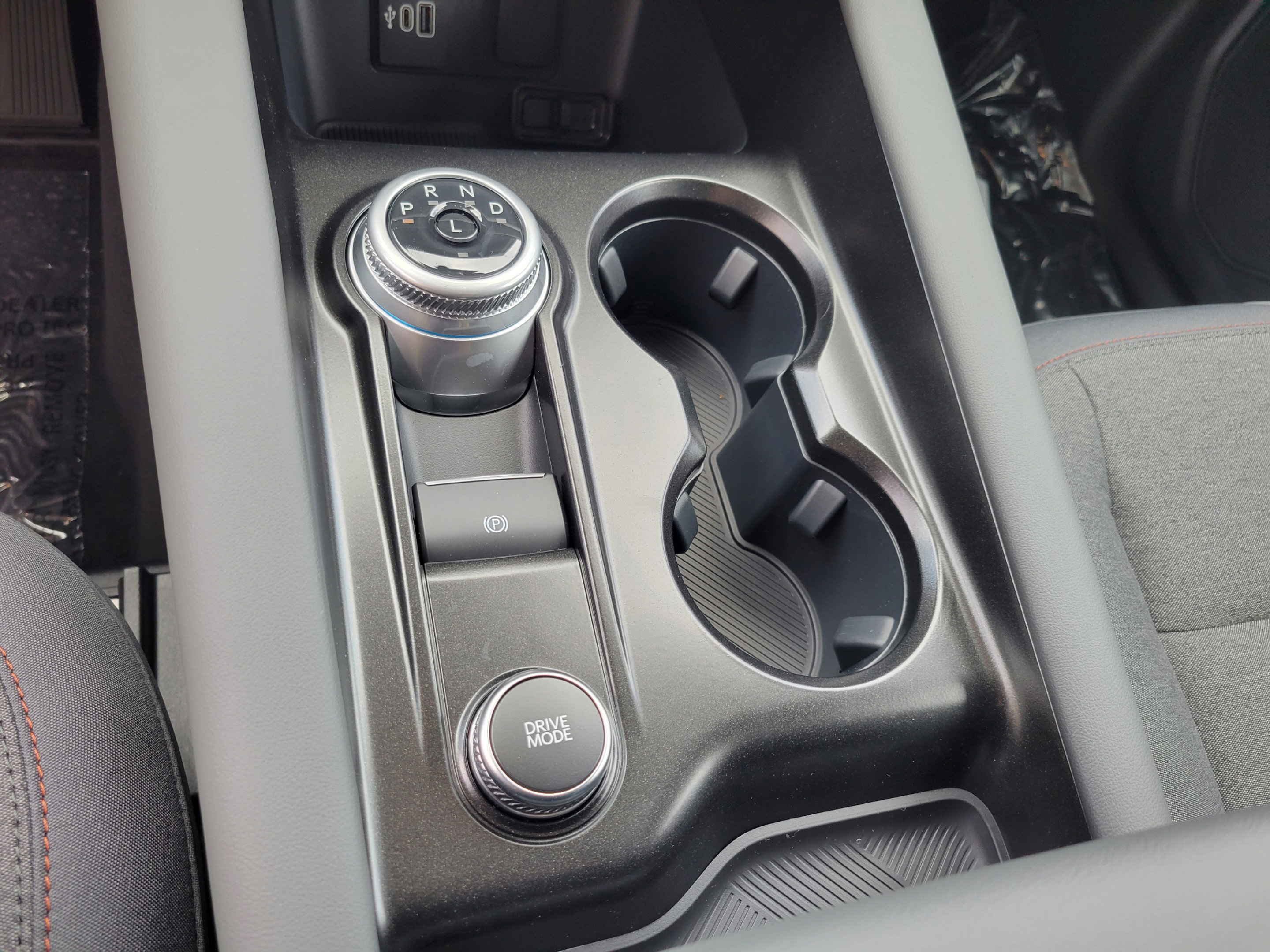 New 2026 Ford Explorer Active RWD image 30