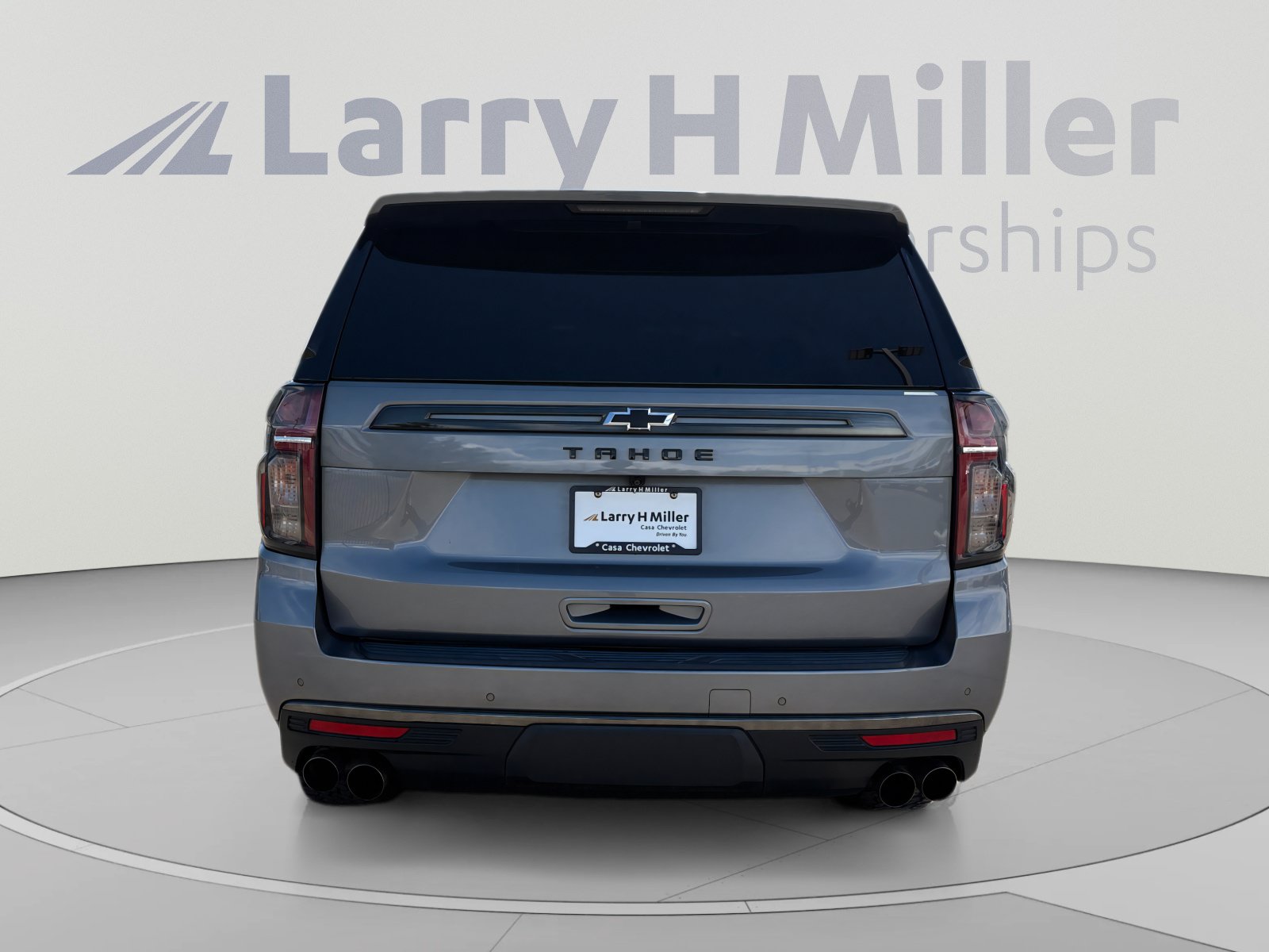Used 2022 Chevrolet Tahoe Z71 w/ Z71 Off-Road Package AWD/4WD image 4