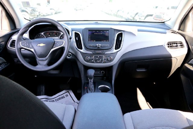 Used 2022 Chevrolet Equinox LS w/ LS Convenience Package AWD/4WD image 28