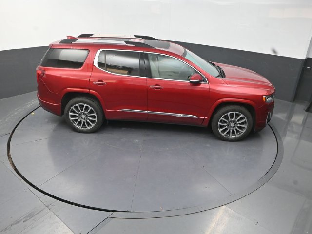 Used 2021 GMC Acadia Denali w/ Denali Ultimate Package AWD/4WD image 30