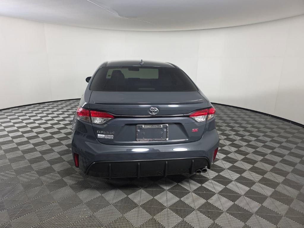 Used 2023 Toyota Corolla SE image 4
