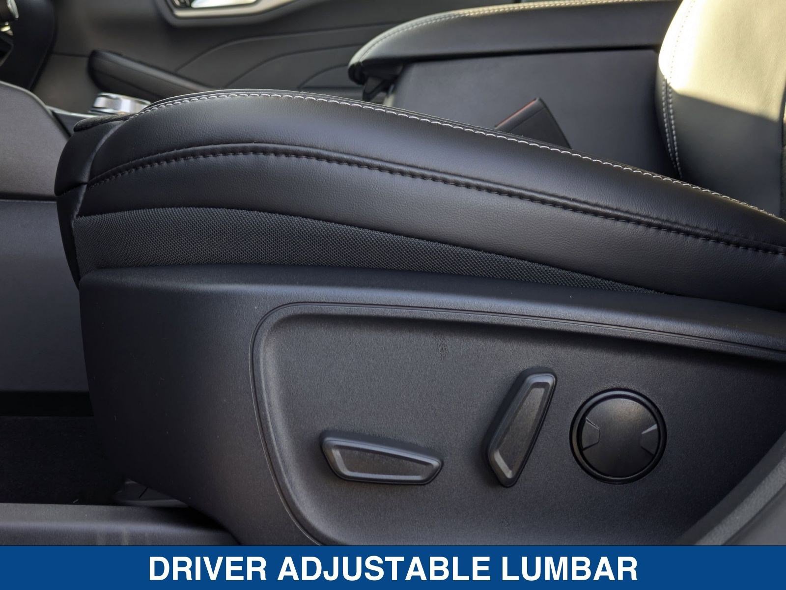 New 2025 Ford Escape SE image 24