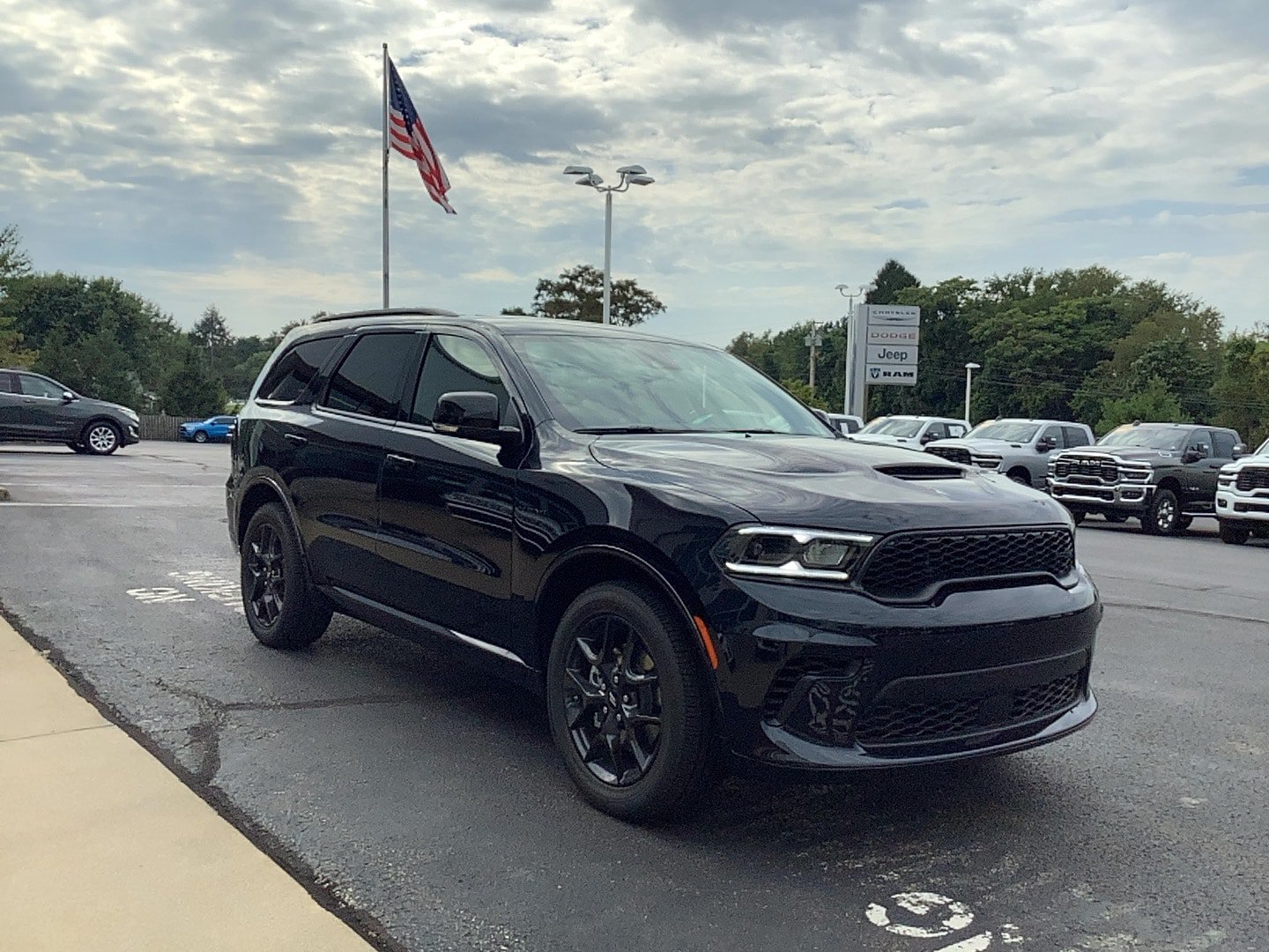 New 2027 Dodge Durango GT AWD/4WD image 3