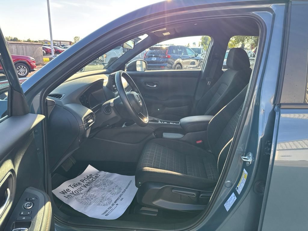 Certified 2026 Honda HR-V Sport image 31