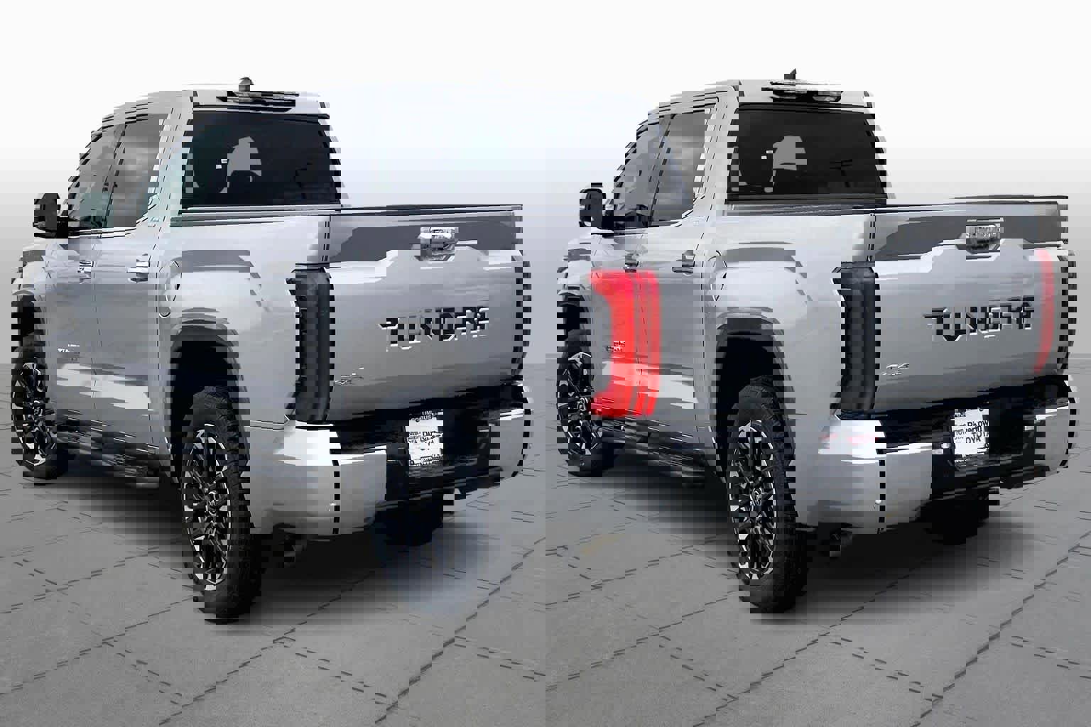 Used 2023 Toyota Tundra Limited image 11