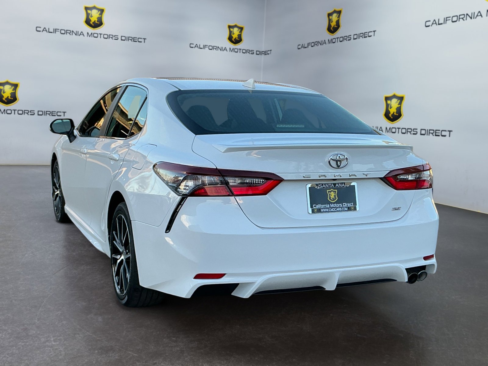 Used 2024 Toyota Camry SE image 7