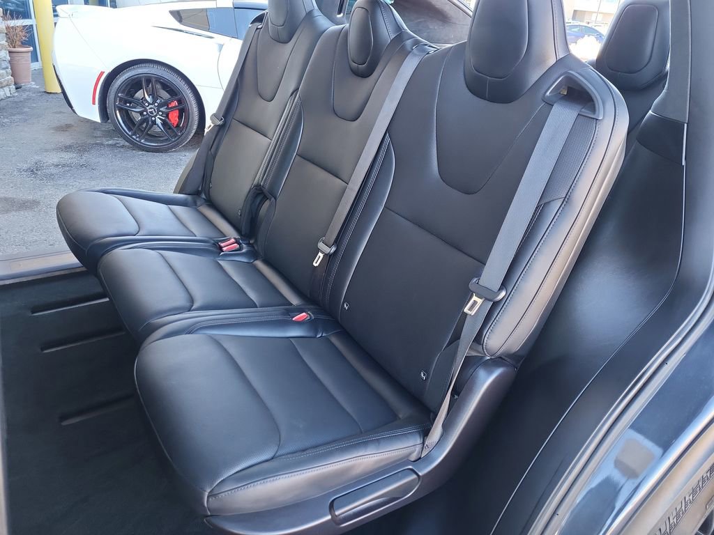 Used 2023 Tesla Model X image 12