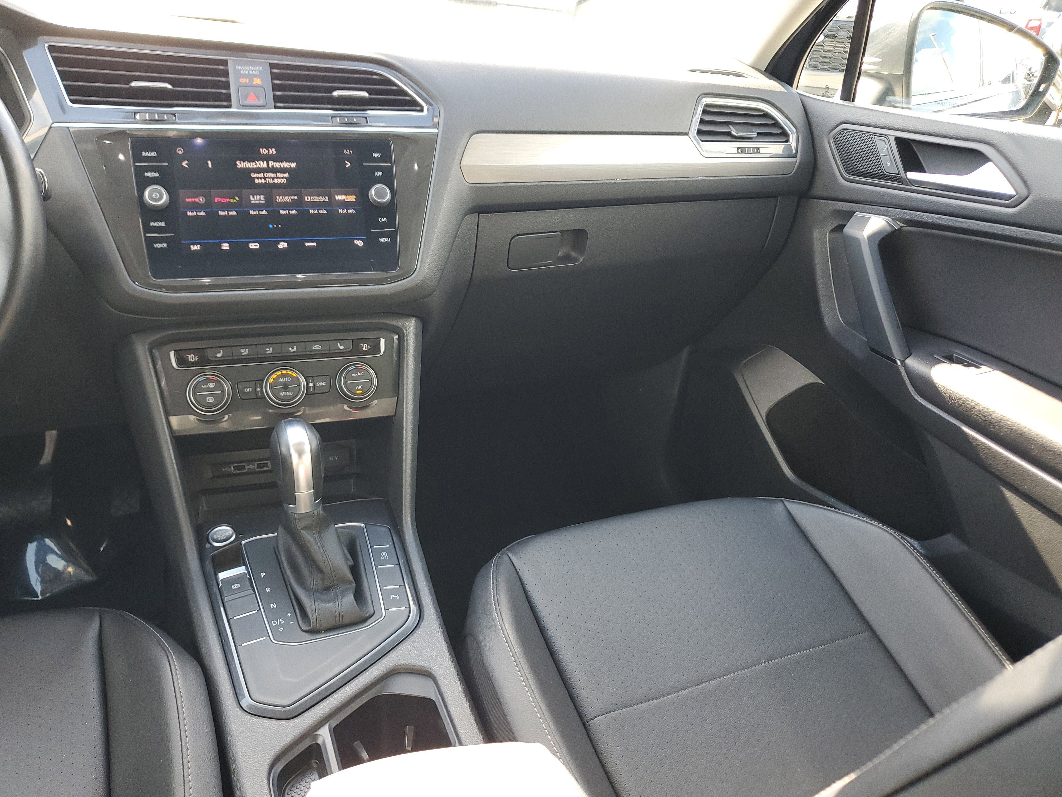 Used 2019 Volkswagen Tiguan SEL image 19