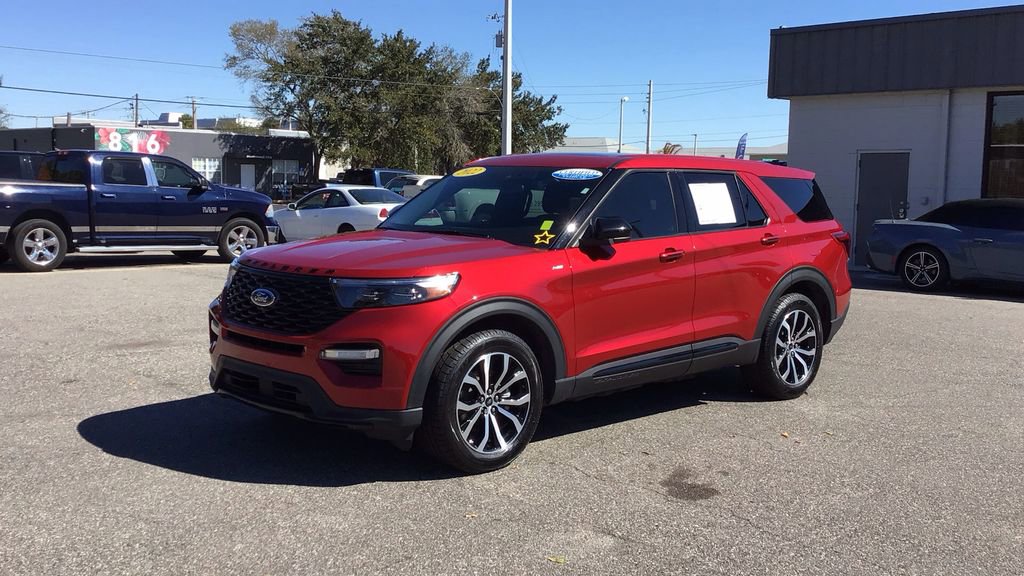 Certified 2022 Ford Explorer ST-Line image 2