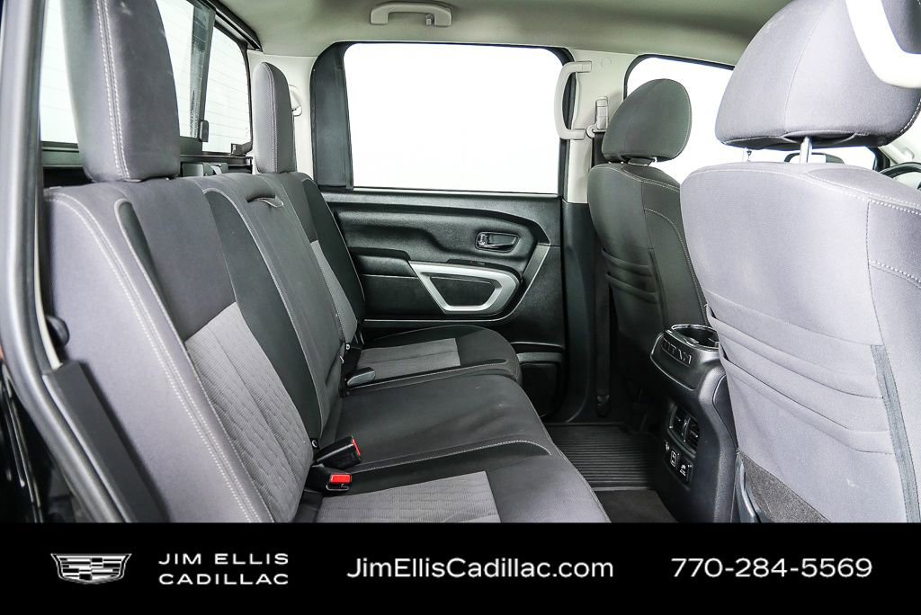 Used 2020 Nissan Titan SV w/ SV Convenience Package image 21