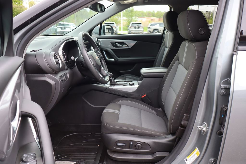 Used 2024 Chevrolet Blazer LT w/ Convenience Package FWD image 10