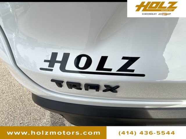 Certified 2024 Chevrolet Trax RS w/ Driver Confidence Package image 29