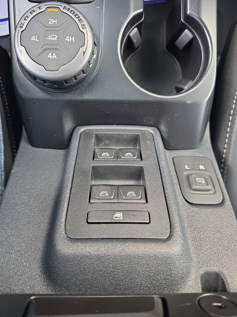 New 2025 Ford Bronco Outer Banks w/ Sasquatch Package image 25