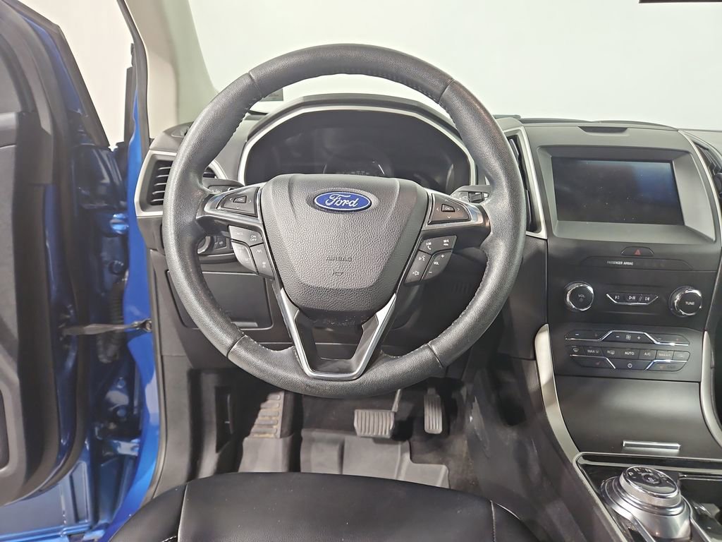 Used 2020 Ford Edge SEL w/ Convenience Package AWD/4WD image 14