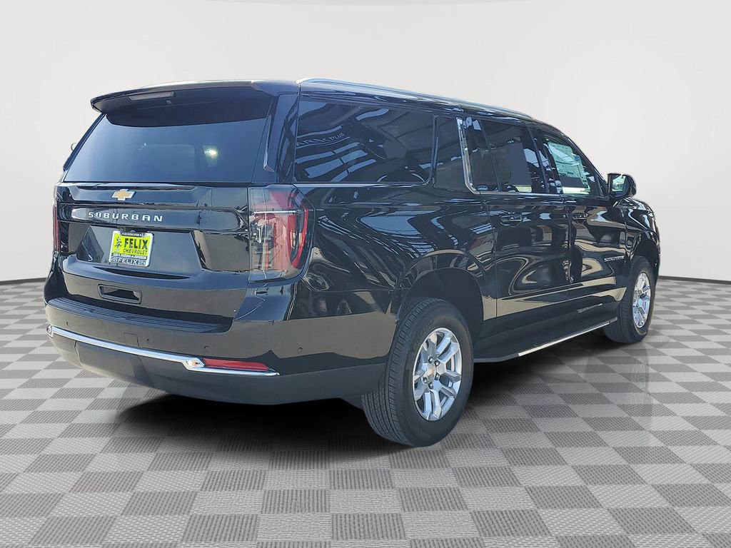 New 2026 Chevrolet Suburban LS image 3