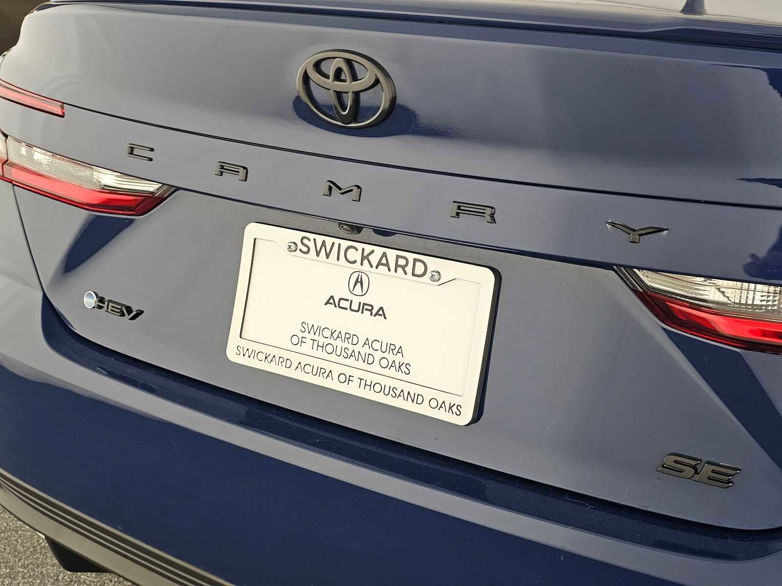 Used 2025 Toyota Camry SE image 13