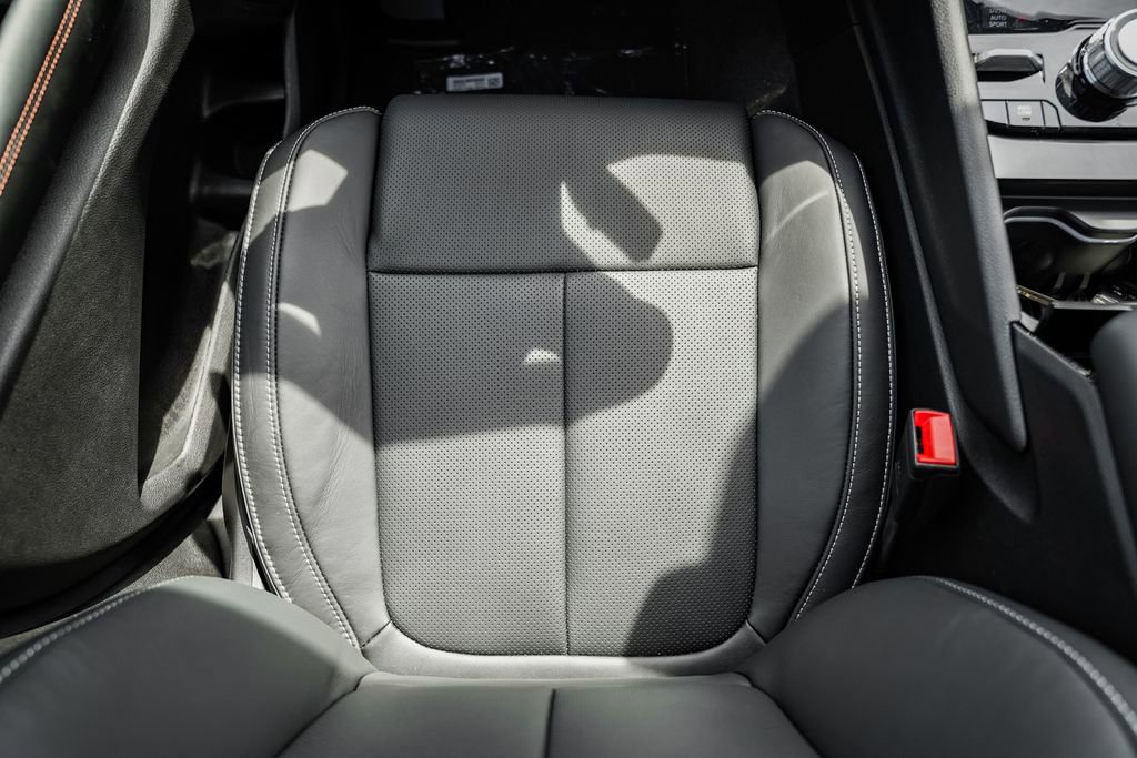 New 2025 Jeep Grand Cherokee Overland w/ Adv Protech Group III image 31