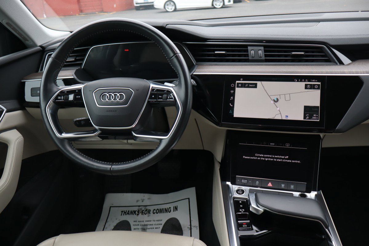 Used 2021 Audi e-tron Premium w/ Convenience Plus Package image 12