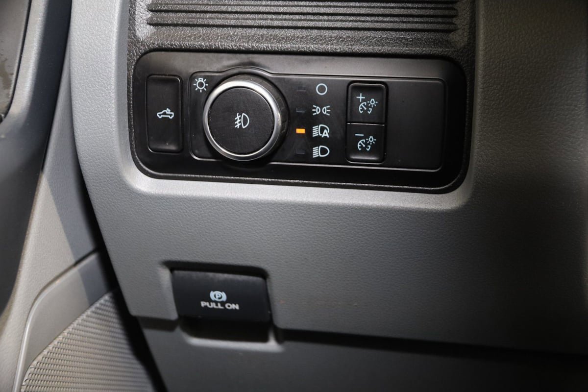 Used 2023 Ford F450 XLT w/ FX4 Off-Road Package image 26