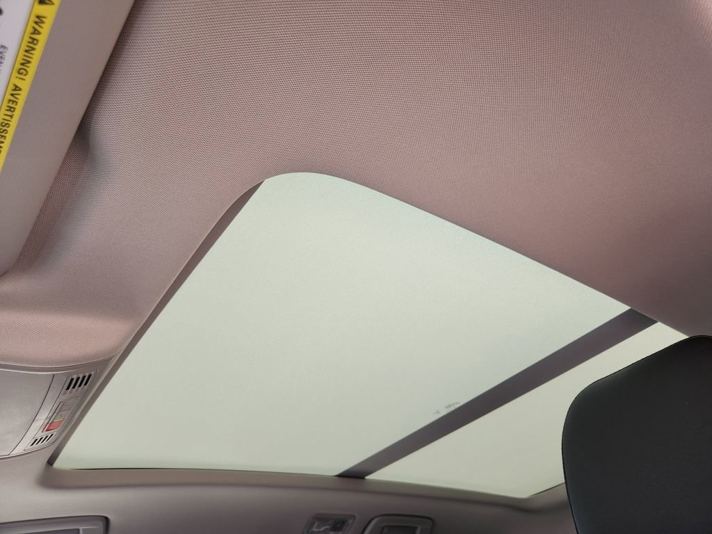 New 2026 Volkswagen Taos SE AWD/4WD image 15