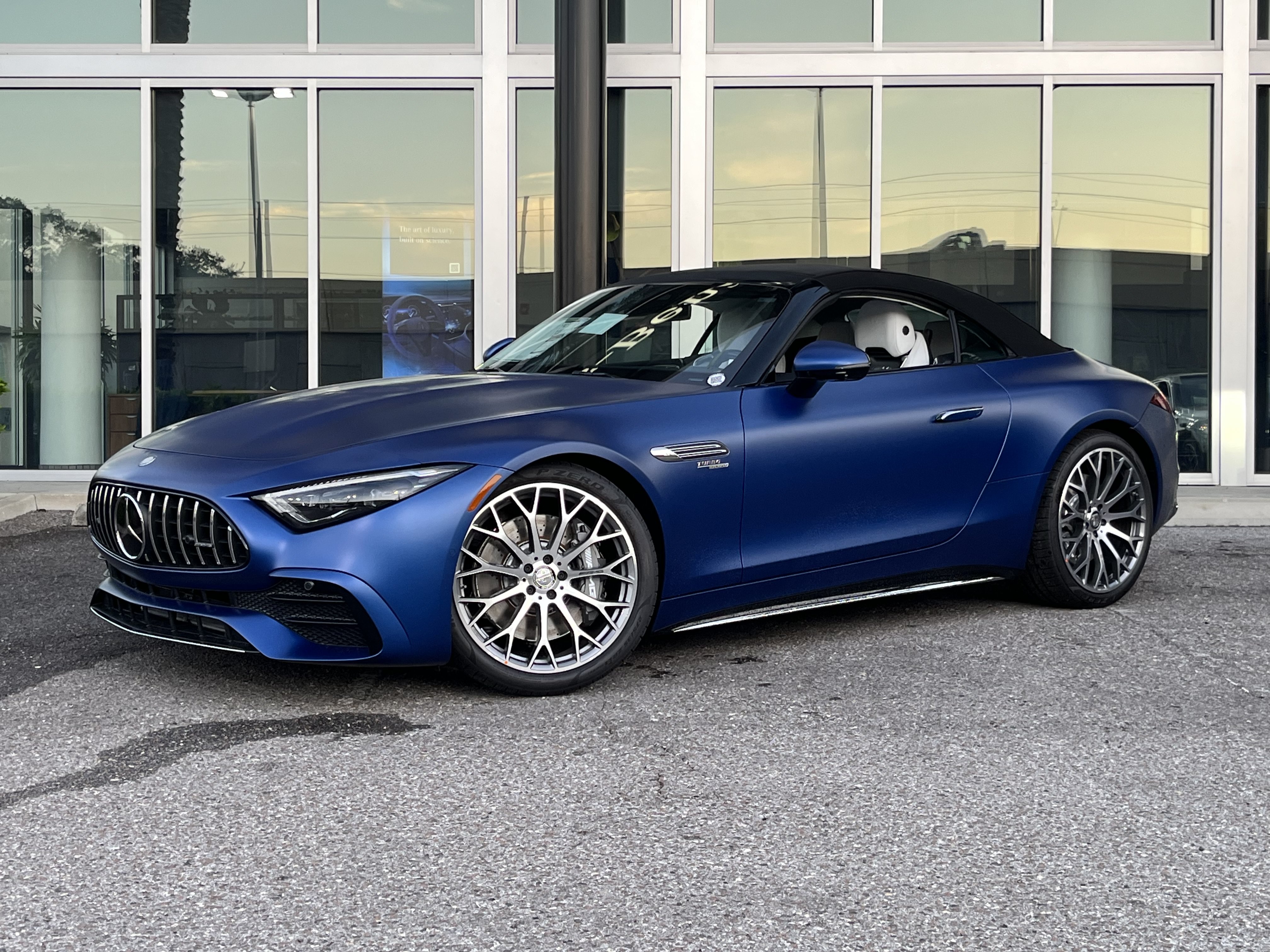 New 2026 Mercedes-Benz SL 43 AMG image 2
