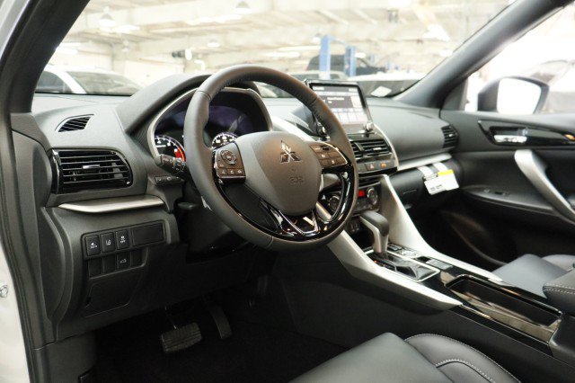 New 2026 Mitsubishi Eclipse Cross SEL AWD/4WD image 5