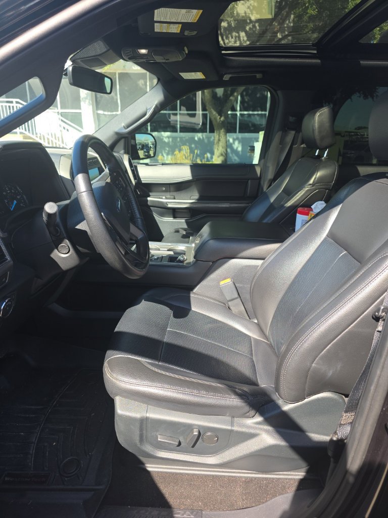 Used 2020 Ford Expedition XLT RWD image 17