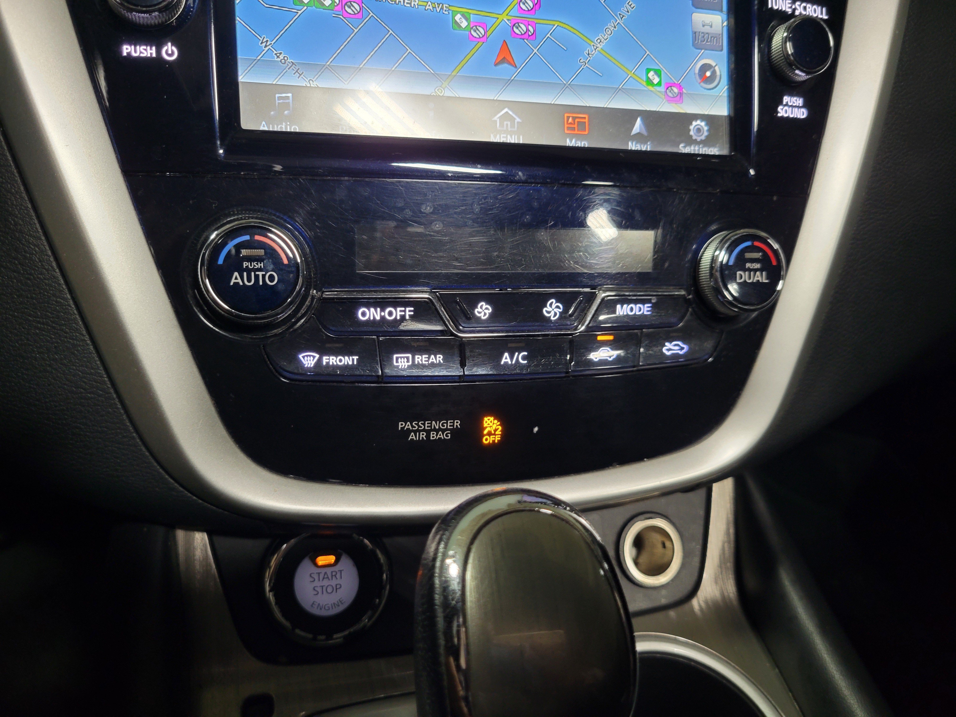 Used 2015 Nissan Murano Platinum w/ Platinum Technology Package FWD image 31