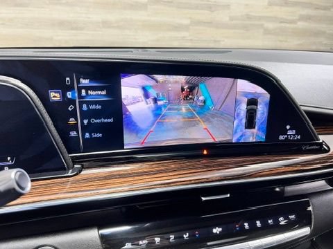 Used 2022 Cadillac Escalade ESV Premium Luxury AWD/4WD image 15