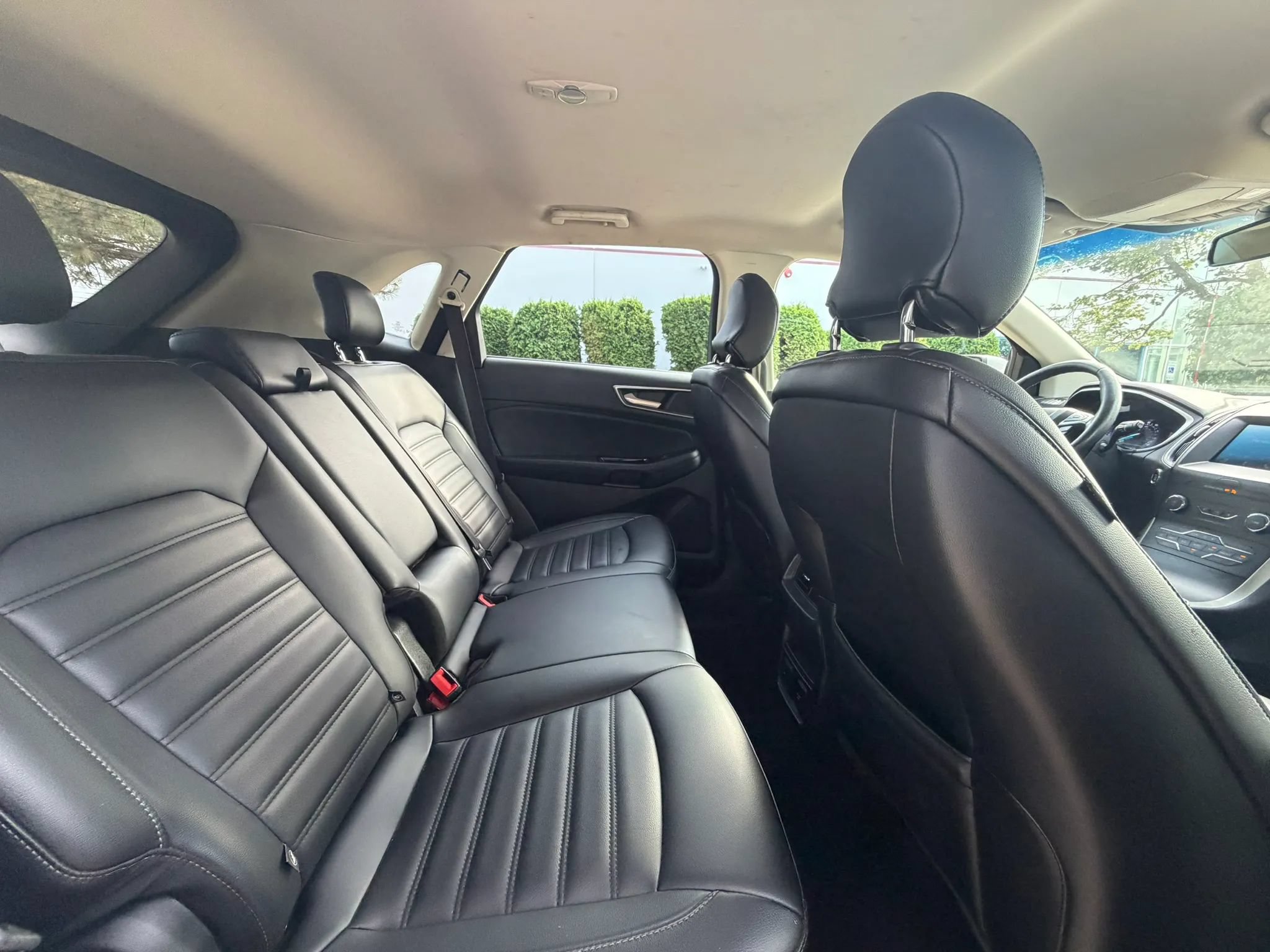 Used 2019 Ford Edge SEL w/ Equipment Group 201A AWD/4WD image 20