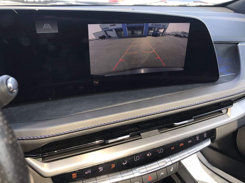 Used 2024 Cadillac XT4 Sport w/ LPO, Floor Liner Package AWD/4WD image 17