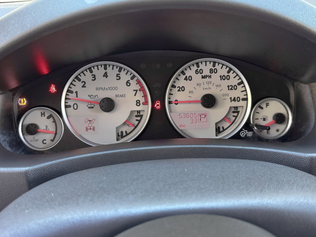 Used 2012 Nissan Frontier PRO-4X w/ Pro-4x Luxury Pkg AWD/4WD image 18
