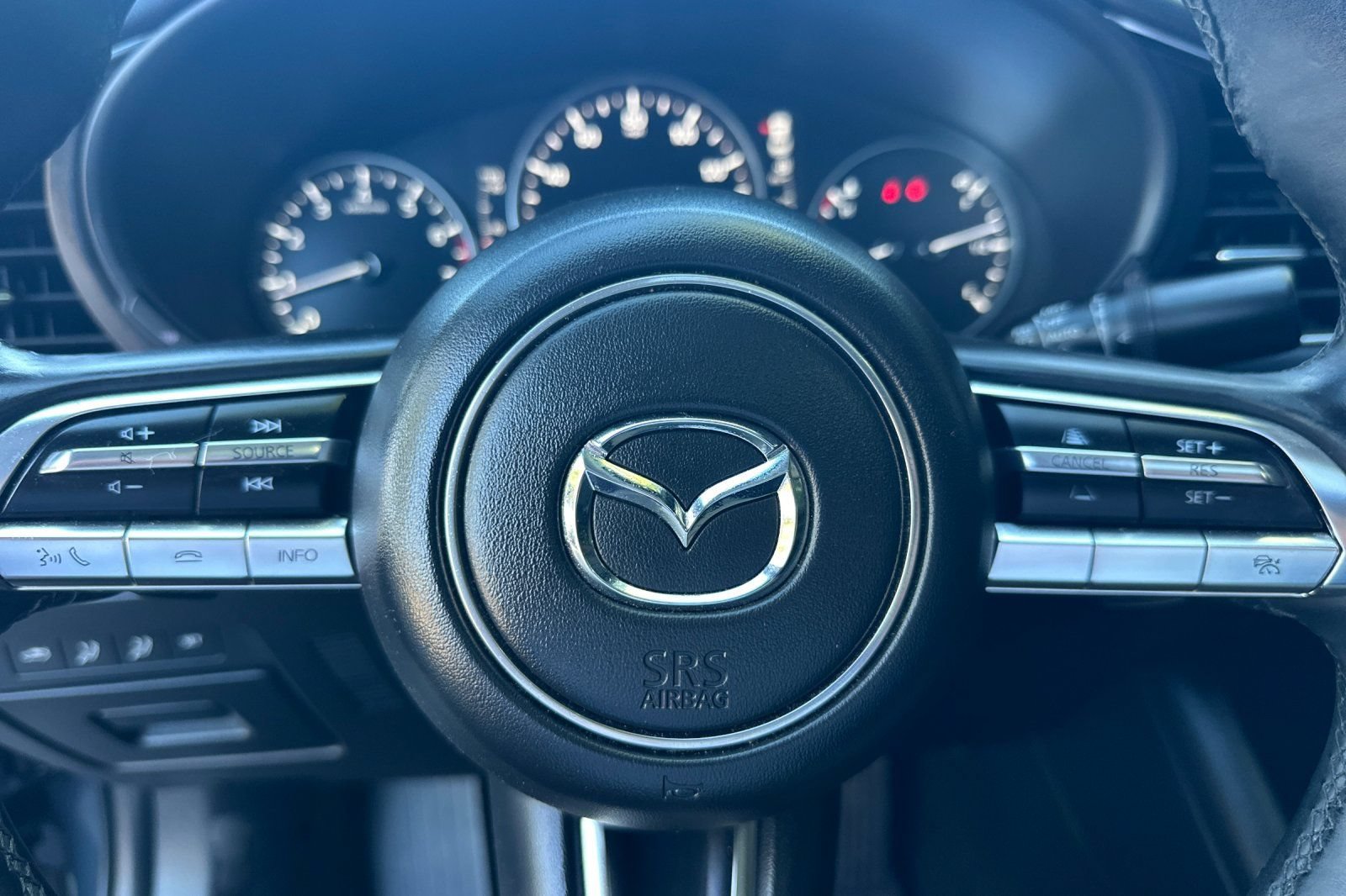 Used 2022 MAZDA MAZDA3 s AWD/4WD image 24
