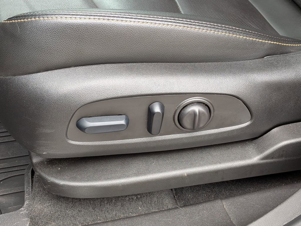 Used 2024 Chevrolet Equinox Premier FWD image 14