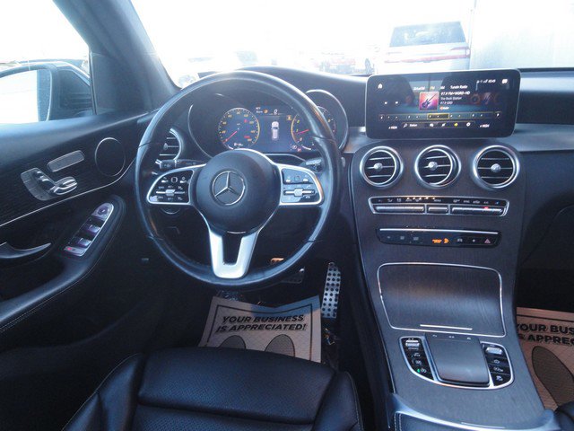 Used 2022 Mercedes-Benz GLC 300 4MATIC w/ AMG Line image 14