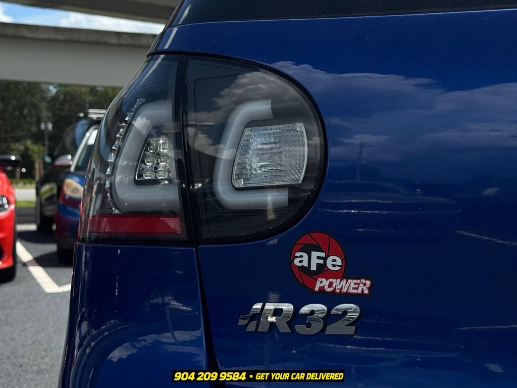 Used 2008 Volkswagen R32 AWD/4WD image 6