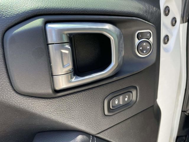 Used 2022 Jeep Wrangler Unlimited Rubicon 4xe AWD/4WD image 19