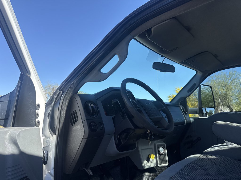 Used 2017 Ford F650 SUPER DUTY RWD image 17