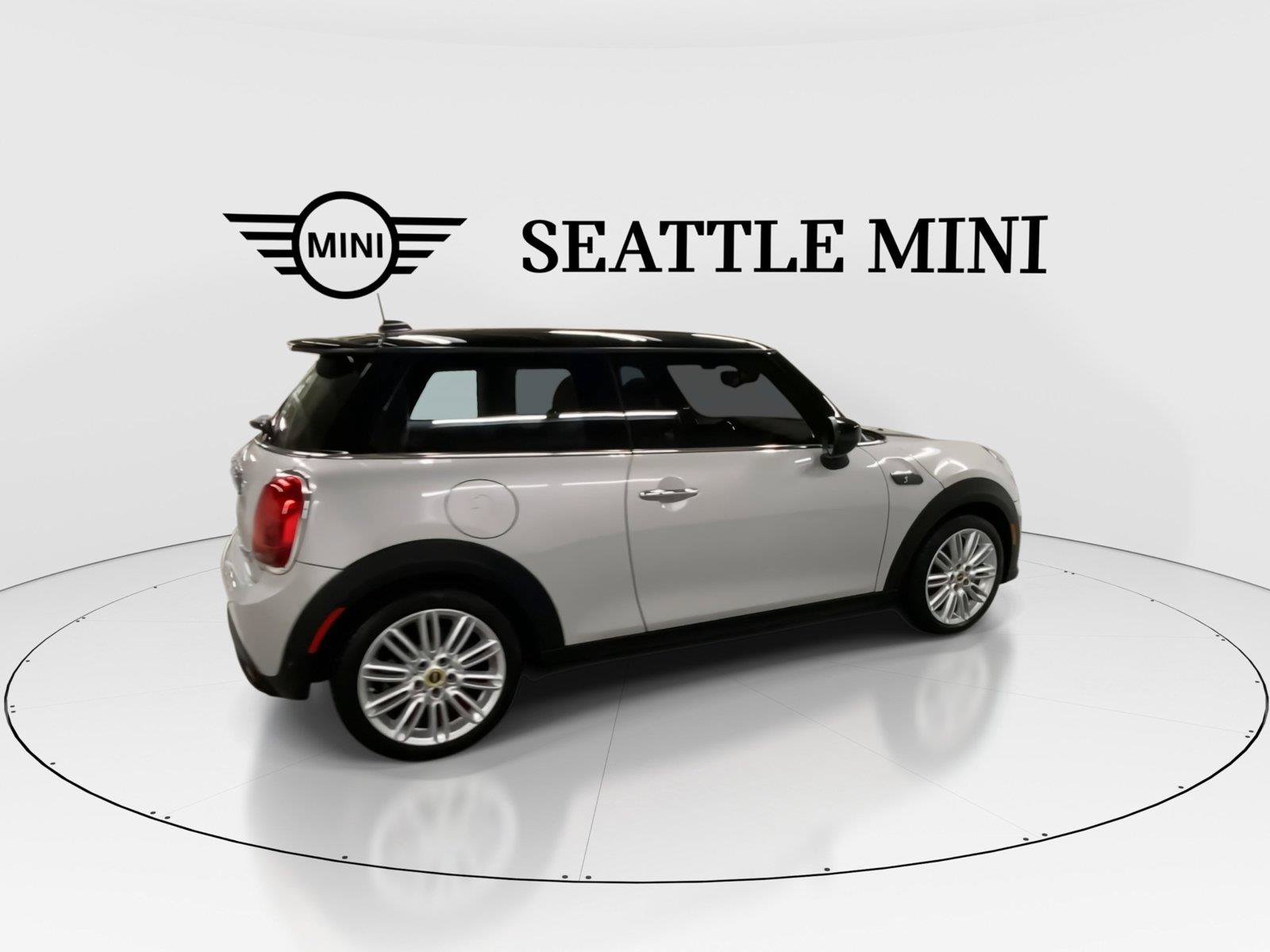 Used 2023 MINI Cooper SE FWD image 12