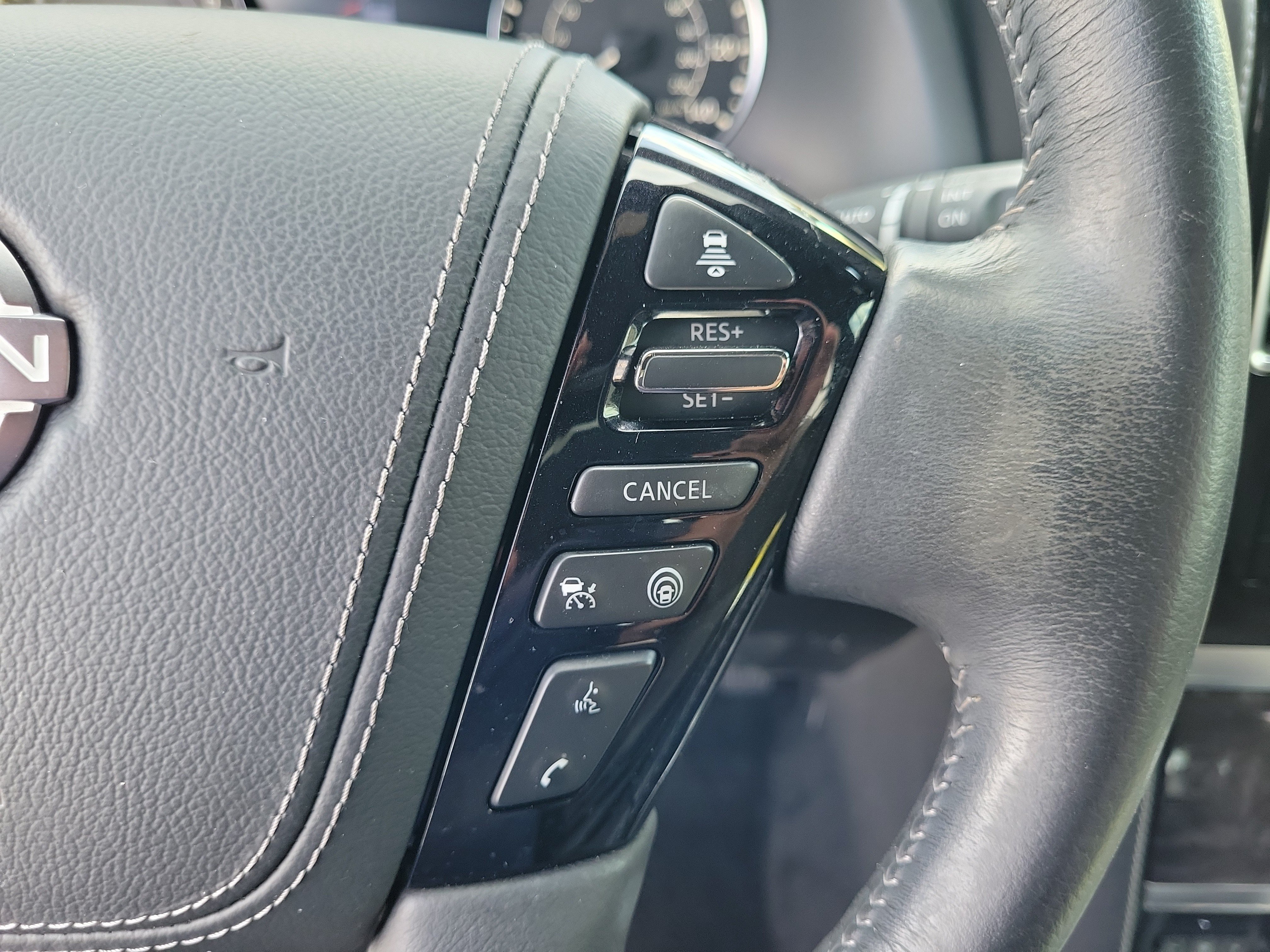 Certified 2023 Nissan Armada Platinum w/ Captain's Chairs Package RWD image 21