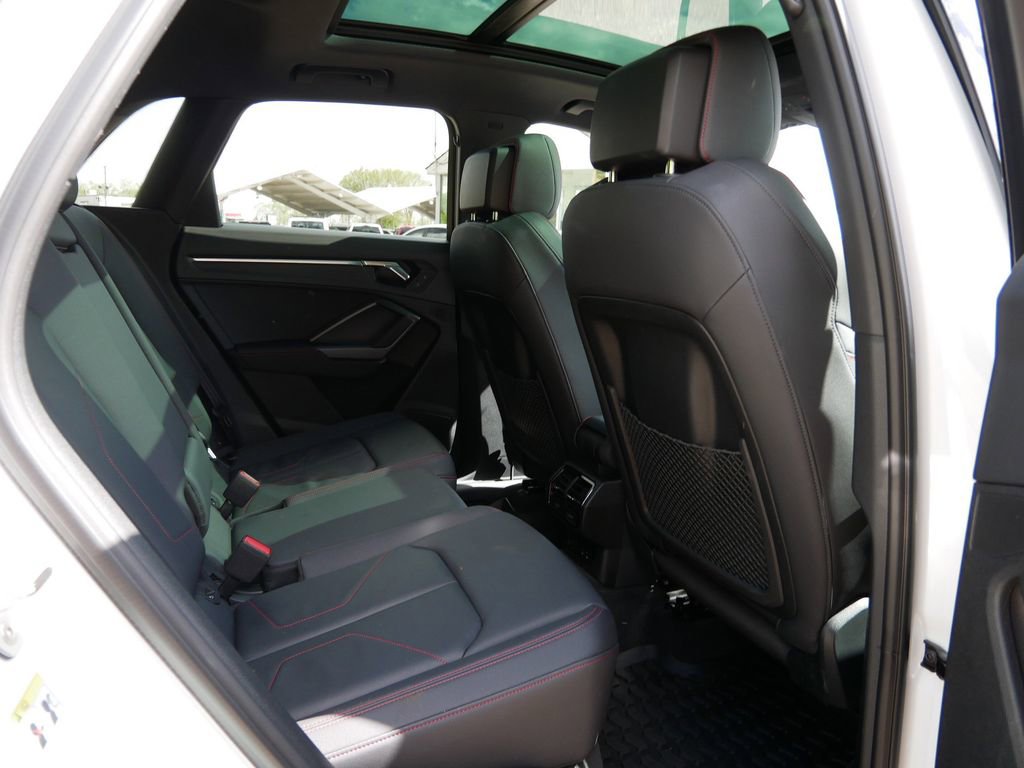 Used 2025 Audi Q3 2.0T Premium Plus AWD/4WD image 9