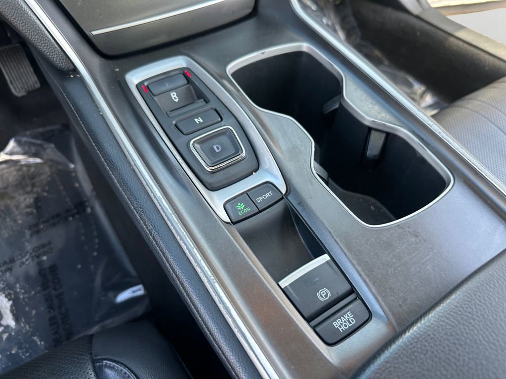 Used 2018 Honda Accord Touring image 18