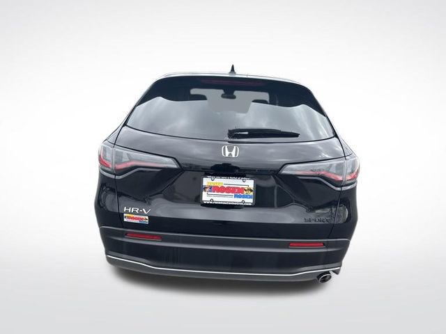 Certified 2025 Honda HR-V Sport image 4