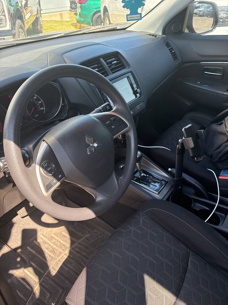 Used 2024 Mitsubishi Outlander Sport ES image 9