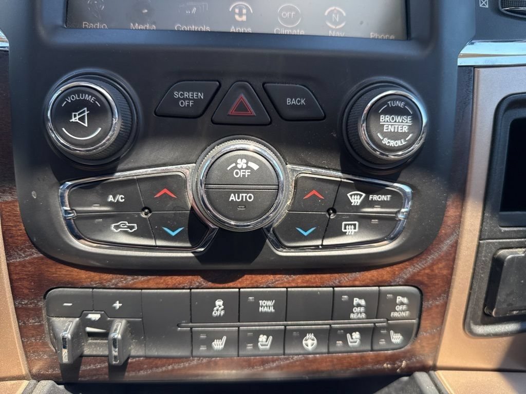 Used 2016 RAM 1500 Laramie Longhorn w/ Convenience Group AWD/4WD image 23