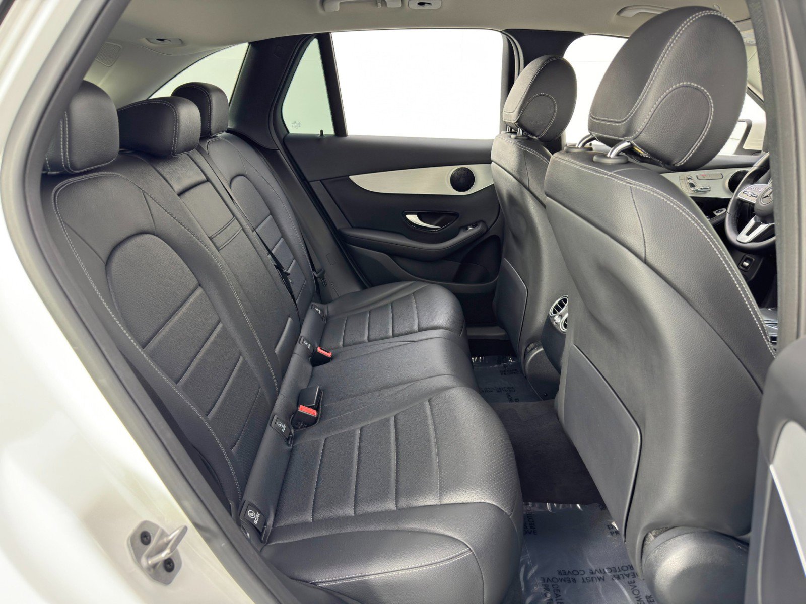 Used 2021 Mercedes-Benz GLC 300 image 38