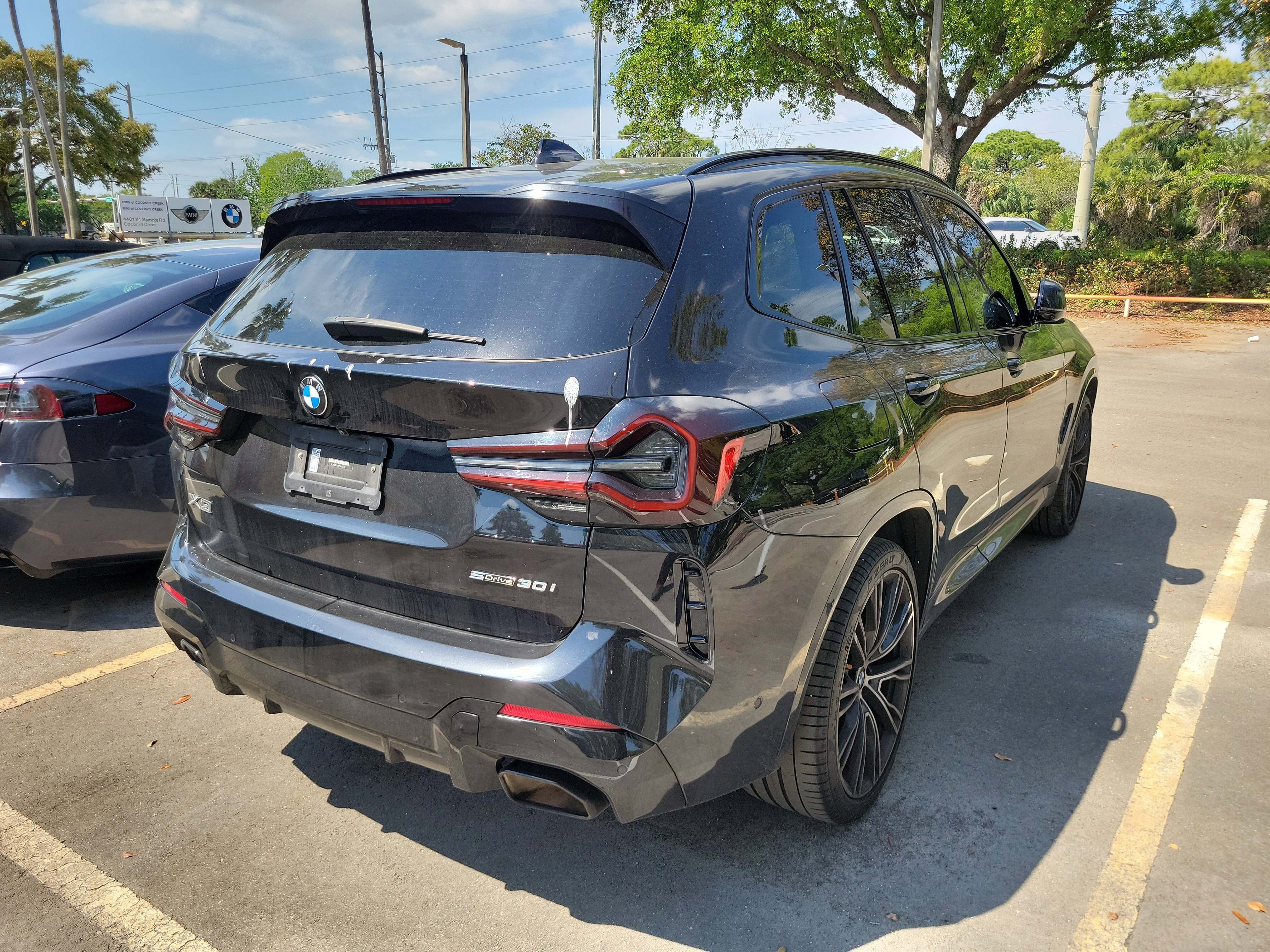 Used 2023 BMW X3 sDrive30i w/ M Sport Package image 4