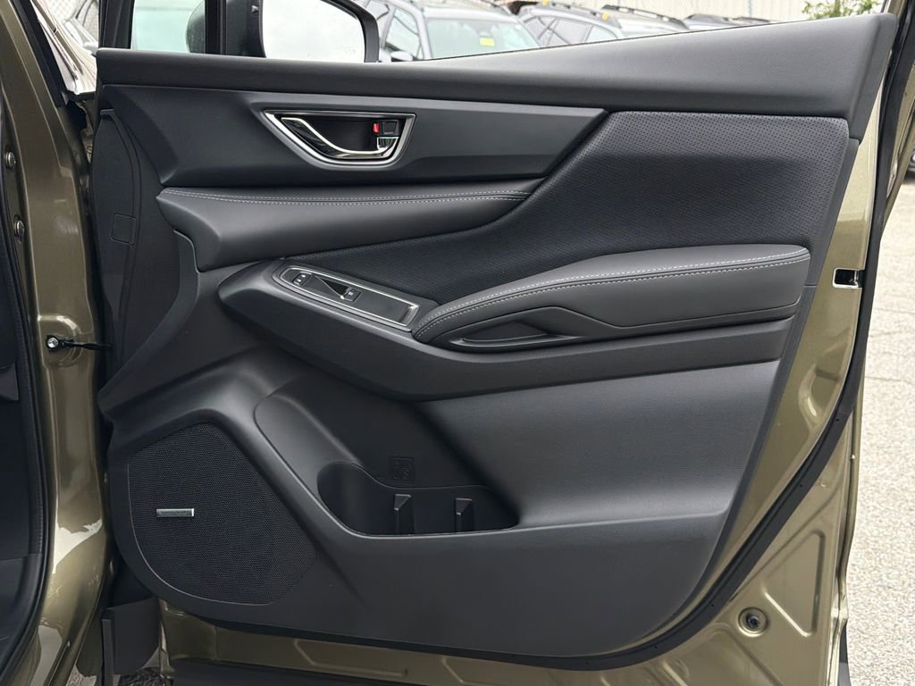 New 2026 Subaru Ascent Limited AWD/4WD image 5